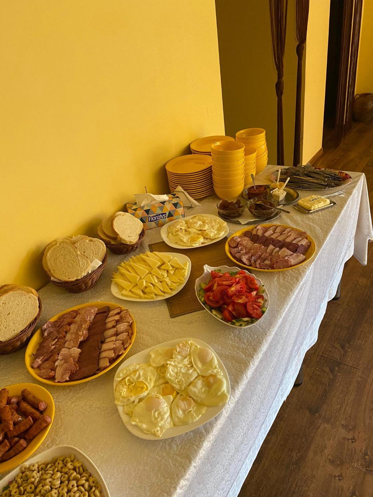 Pietrele Doamnei Hotel Pojorîta Buitenkant foto